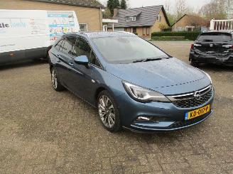 škoda dodávky Opel Astra SPORTS TOURER1.6 CDTI REST BPM  1250 EURO !!!!! 2016/8