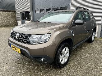 disassembly commercial vehicles Dacia Duster 1.6i AIRCO / CRUISE / PDC / SCHADEVRIJ 2019/2