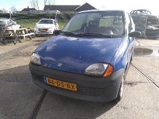 begagnad bil bedrijf Fiat Seicento Seicento (187) Hatchback 1.1 S,SX,Sporting,Hobby,Young (176.B.2000) [40kW]  (01-1998/01-2010) 1999/11