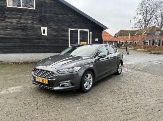 damaged motor cycles Ford Mondeo 1.5 AUTOMAAT NAVI CLIMA PDC CRUISE B.J 2018 2018/11